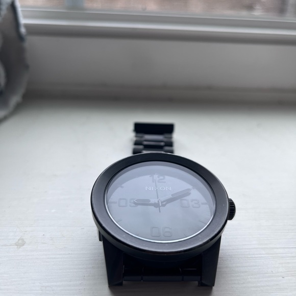 Nixon Watch The Corporal Take Charge - Picture 2 of 4